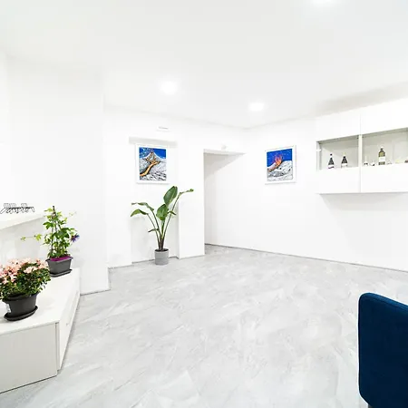 Volcano's - Uva - The First Sustainable Eco - Chic In Sicily - * Catane